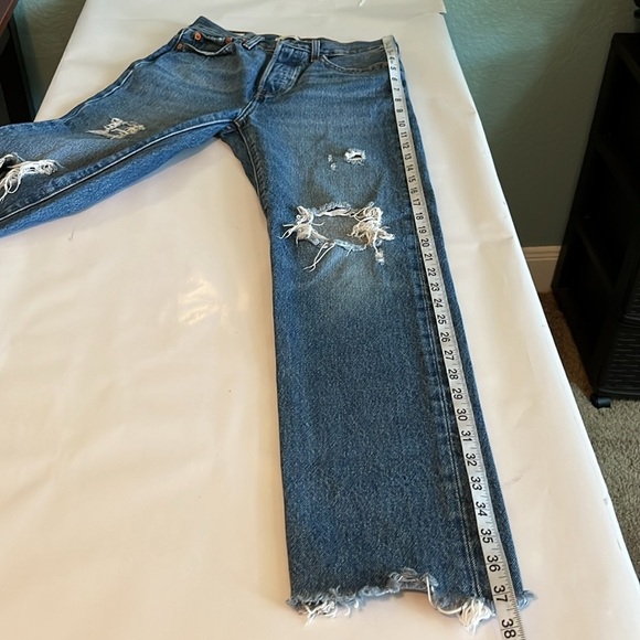 Levi’s Wedgie Straight High Rise Size 25 - Picture 9 of 16